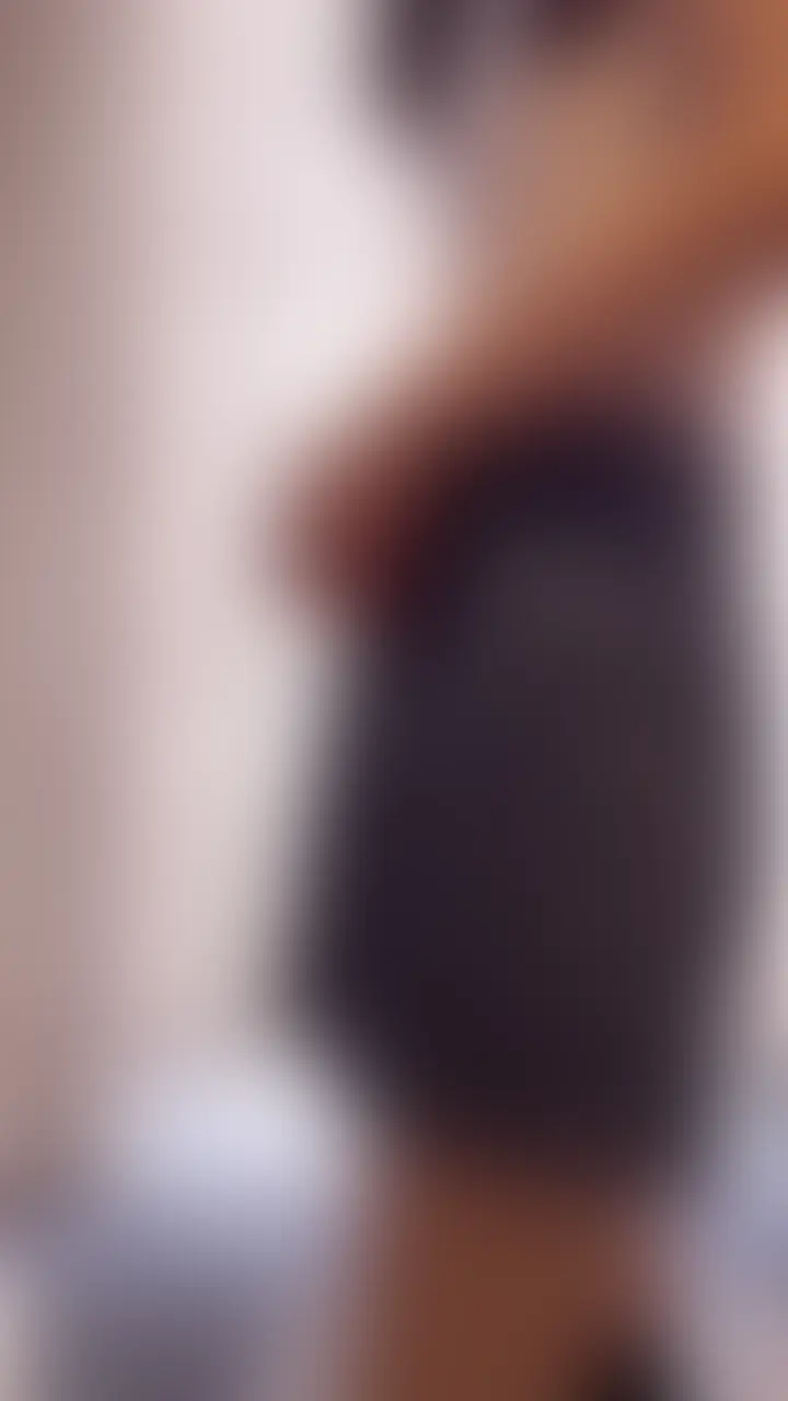 お兄ちゃん、、やめて🥺
妹と禁断のえっちしてる風に撮ってみました(∩ˊ꒳ˋ∩)・*
辞めてと言いながらだんだん下半身が反応してきて
最後には、、、
近親相姦えっち風を楽しんでください🩵 (2/2)
