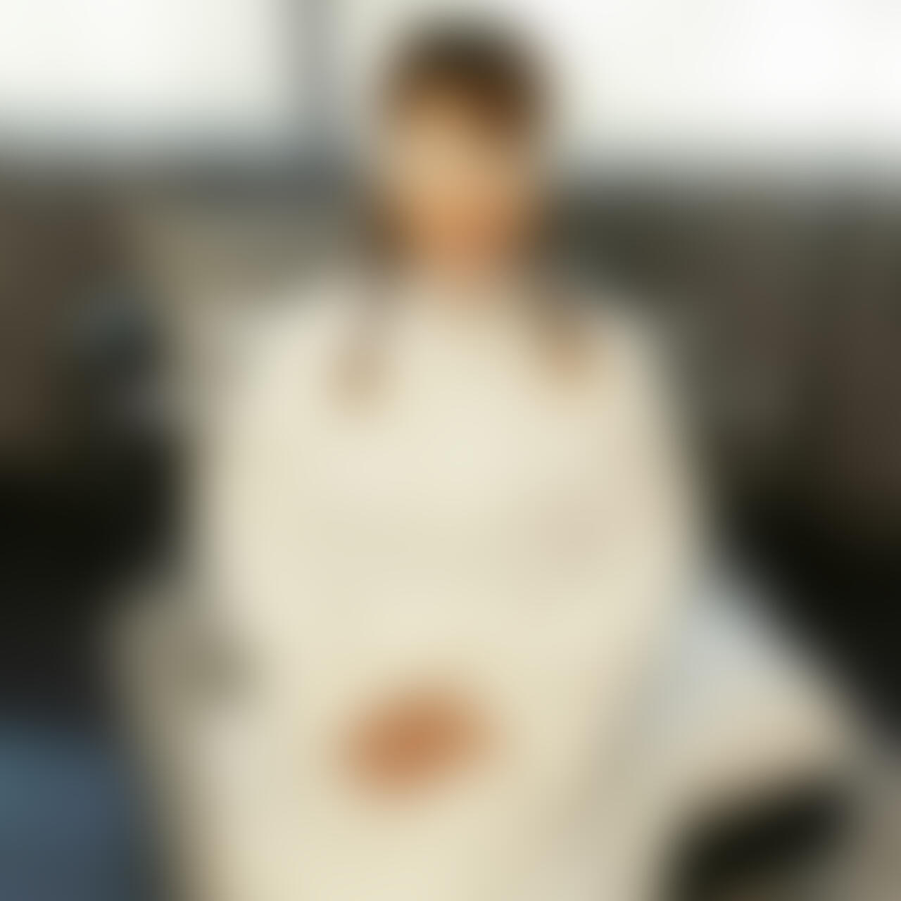 CASE035-01【主婦・NAMI】
2024年4月19日公開(横視点)
オナニー大好きで「その行為を見てもらいたい」という見られて興奮するタイプのお客様、ナミさんからのご指名です。冒頭からおもむろにブラを捲り上げて、股間にオモチャをあてる積極的なお客様は足を広げてヒクヒクと体を震わせてすぐに絶頂に達します。
ディルドで恍惚な表情をしながらイキつづけるナミさんの潮吹きシーンも見どころです。びちょびちょになった後、ベッド上での施術に切り替え、私の肉棒を舐め回してから騎乗位などナミさんのご希望のままに快感をお届けしました。次回もオナニーを見てもらいたいときには再度予約するとお約束をいただいて本日の施術は終了となりました。
**************************
是非♥やコメント、メッセージにて感想いただけるとうれしいです。
♥だけでもとても励みになります!ご協力よろしくおねがいします。
単品販売も実施していますがプラン加入がお得です。
なお、単品販売の場合は4K画質の作品データをプレゼントしております。
当チャンネルは本物の素人が出演されていますので、
拡散を防ぐためにプラン・単品価格の金額を高めに設定しております。ご了承ください。 (2/2)