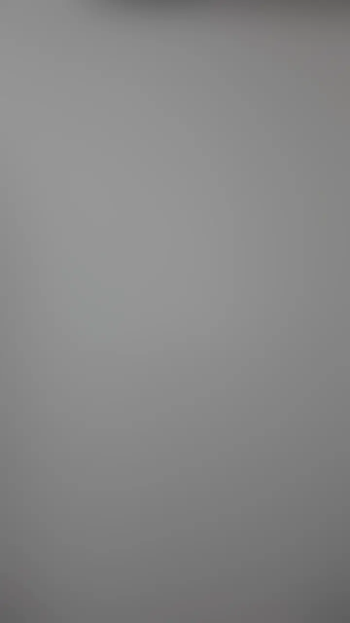 引き締まったナイスボディにピンク色のブラとパンティがとても映えています。
さらにブラジャーを外すとツンと上向きなピンク色の乳首が丸見えになってしまいました!
色といい形といい申し分のない美巨乳でございます。
続いてセクシーなコスプレにも着替えてもらった後はついに水着へのお着がえでです。
コスプレを脱ぐとそのまま一気にパンティも脱いで一糸纏わぬフルヌードになってくれました!
下はつるつるのパイパンちゃんで、まるで彫刻のようにキレイな全裸ではありませんか!
真面目そうな女の子なのに脱いだらすごいって最高ですねw (2/2)