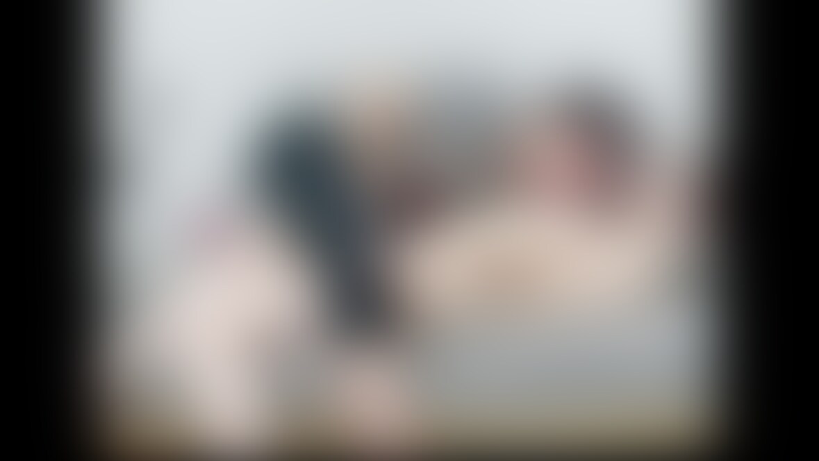 【個人撮影】手マンとクンニにイキまくるシャワー前の可愛い色白彼女♡Japanese amateur hentai ／素人カップル／パイパン／美少女／スタイル抜群／スマホ

Boyfriend pushes girlfriend down on the sofa before showering, licks her sweaty body and brings her to orgasm with cunnilingus.

【私人摄影】男友洗澡前将女友推倒在沙发上，舔她满是汗水的身体，女友兴奋不已♡

【개인 촬영】남자 친구가 샤워하기 전에 여자 친구를 소파에 눕히고 땀에 젖은 몸을 핥으면 그녀는 흥분합니다♡ (2/2)