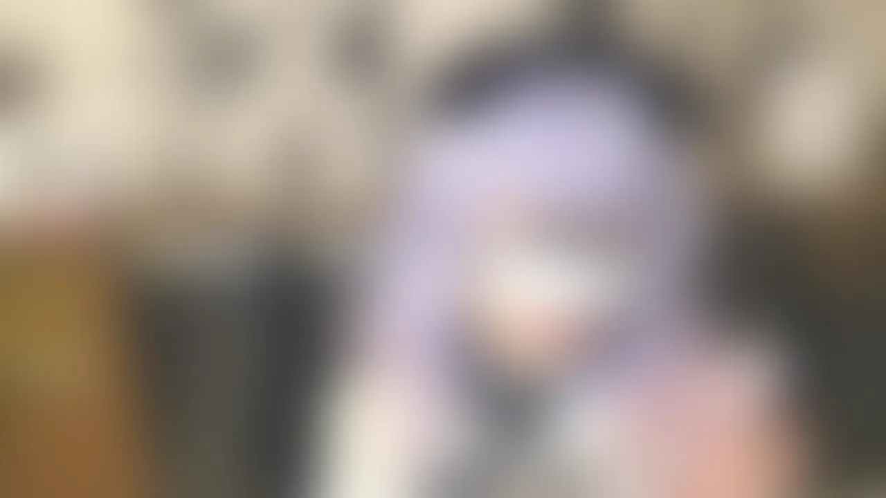 「加工なんて、必要ありません。」
SNSや動画アプリで加工が当たり前の今、あえての【完全ノーマルカメラ】で挑みました。
画面いっぱいに映る、りおの整った素顔。
潤んだ瞳、紅潮する頬、そして透明なディルドを喉の奥まで受け入れる瞬間の、生々しくも美しい表情。
フィルター越しでは伝わらない、彼女の「本物の質感」と「リアルな吐息」を、その目でお確かめください。 (2/2)