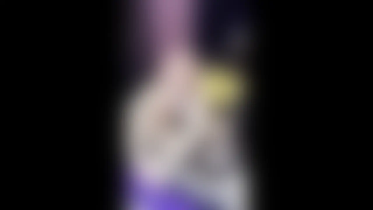 地雷系男の娘(ニューハーフ)そらたんの着衣ハメ撮りセックス♡
元々あまり乗り気じゃなくて、疲れたからラブホで休もうって話だったのに先輩は何故かやる気満々💪
うまくかわしてたつもりだけど、しつこすぎて下だけ脱いであげたんだ!
おちんちん気持ちよくしてくれるならそれでもよかったって思ってたんだけど、乗り気じゃなかったアナルまでいじり出して、、、
しかも浣腸もしてない状態でアナルいじり出して💦
いじられる内に気持ちよくなってきちゃって、恥ずかしいことにアナルイキしちゃいました、、、♡
ここまできたら性欲を抑えることができなくて、浣腸をして先輩のオチンポを挿れてもらいました♡
気持ちよくすぎてわたしのオチンポもおっきくなったのを先輩は見逃さずに、オチンポが大きくなっていることを指摘されてさらに興奮しちゃいました♡
アナルイキさせられて、アナルだけじゃ物足りなくておちんちんもイキたくなって懇願。
オナホを使って、自分で自らしごいちゃう変態です♡💦
わたしの変態の姿みて、お兄さんたちのおちんぽが気持ちよくなってもらえたら嬉しい♡ (2/2)