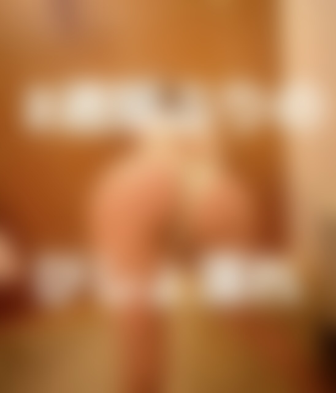 彼氏くんが出張から帰ってきて、2週間ぶりの待ちに待った再会💓!!!会いたくて会いたくて仕方がなかった。
2週間ぶりに会えた彼氏くんは、びっくりするくらいカッコよくなっていて胸がドキドキ。あまりに照れくさくて付き合いたての頃を思い出すくらい、心がふわふわして不思議な感覚でした。会えて嬉しくて、カッコよくてキュンキュンして、そんな彼氏くんに抱きしめてもらえる幸せな時間💓
愛を伝えたくてたまらなかった燃え上がるエッチ♥️
1回戦で終わるわけがなく、、イキすぎて気持ち良すぎて、腰が勝手に動いちゃって、またイキ続けてしまう快感/////
41分、最後まで見て頂きたいです🤭🫶
腰の振りが止まらなくなってるとこだけでもいいよ💓是非見てね💕︎ (2/2)