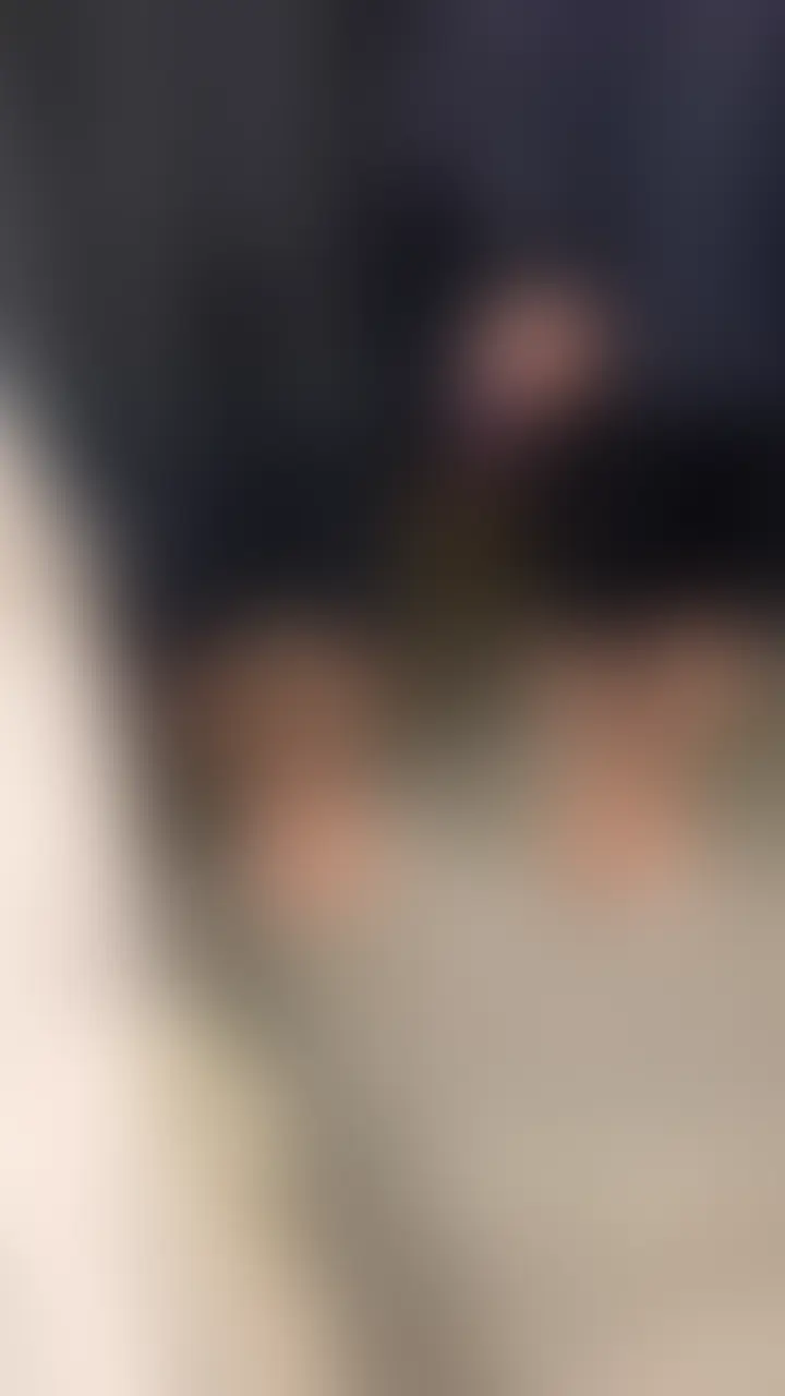 【#NTR総集編②】仙台のウブなひめちゃんがはじめておともだちを連れてきて3Pしてしまった完全ノーカットBEST
●収録内容●
【#20NTR】東北/仙台の素.朴な ひめさん初3P「後輩のみくちゃん連れてきました、、、」
【#21NTR】東北/仙台の素.朴な ひめさん3P「後輩のみくちゃんも少しだけ積極的になりました」
【#22NTR】3P ひめさんには従順な後輩のみくちゃんが初体験。そのまま生挿入。
▼#20_体操服編▼
処●喪失から連絡が取れずにいたひめさん。
ちょうどお小遣いも底をついて来たのか
久々にひめさんから連絡がありました。
それだけでも驚きましたが、さらに驚いたのが
「後輩ちゃんも連れて行っていいですか、、、?」
特に人気だった体 ● .服で後輩みくちゃんと初の3Pです。
※サンプルではマスクをしていますが
本編は顔出しです。
体型も好きな人は間違いなく刺さると思います。
今回は、プールあとがなくなっており、
本当にきれいな東北特有の白い柔肌。
そして、今回一緒について来たくれた
後輩のみくちゃん。。。
お年頃は、ひめさんの後輩という事で
察して頂けるかと思います。
それだけでも背徳感がたまらないですが
さらに、、、雰囲気は
クラスの端に座って、物静かにしているタイプ。
どうしてひめさんと一緒に来たのか
なんでこのような事をしているのか
私は大人なので、そんな質問はしませんでした。
そのかわりに、しっかりと身体を
味わいご奉仕してもらいました。
この手のものが好きな人には、
絶対に後悔させない内容となっております。
▼#20_体操服編▼
https://myfans.jp/posts/3d2d55ea-b196-4ad7-88c6-9ca6b79b5905
▼#21_体操服編▼
https://myfans.jp/posts/291e9a49-2397-470a-97a5-cdd69ea0794f
▼#22_生挿入編▼
https://myfans.jp/posts/887e74fc-2908-4bd6-9822-ca75e47e7310 (2/2)