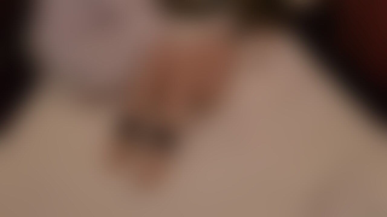 【Hカップ○○○】
目隠ししてサプライズで、初めての入れる系おもちゃをぶちこんでみた。

『え、聞いてない、、まってまって、』と嫌がっていたのに、入れたら気持ちよくて暴れまわり痙攣しっぱなしで感じまくりでした。 (2/2)