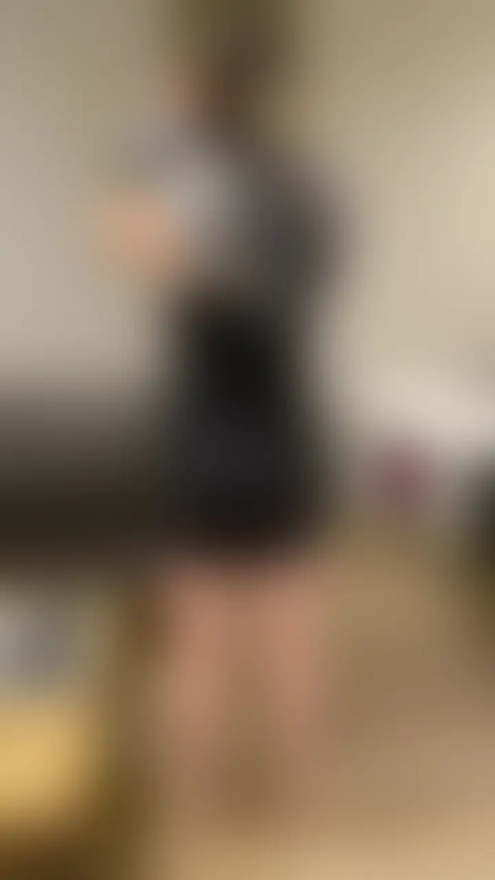 皆さまこんにちは。
いつもありがとうございます。
「【爆音フェラチオシリーズ】不思議系ブリンブリン巨尻女のハードコアフェラチオサウンド!」になります。
久々登場のブリンブリン爆尻爆音フェラ女!
前回よりも更にパワーアップしたサウンドで部屋全体に響き渡る音を鳴らしてチ○ポをしゃぶってます。
まるでチ○ポを打楽器か何かと勘違いしているのか?と思うほどの四つ打ちビート。
また自らのエロさをしっかり自認しているため、デカ尻をふんだんに活用したスケベポーズ満載でありがたい限り。
心地よい唾音サウンドを聴きながら、巨尻正座乳首攻めフェラチオで口内射精いたしました。
静かなフェラチオなどフェラチオではない。
震えるぞハート!しゃぶりつくすぞヒート!刻むぞチ○ポのビート!
まさに巨尻ハートビートモータースです。
よろしくお願いします。 (2/2)