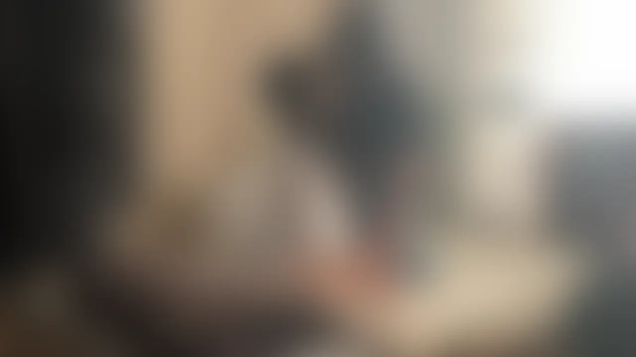 【本編完全顔出し】
仕事終わりにお泊まりしにきた美人OLのセフレちゃんと朝から始まっちゃいました、、この後出勤らしいですw (2/2)