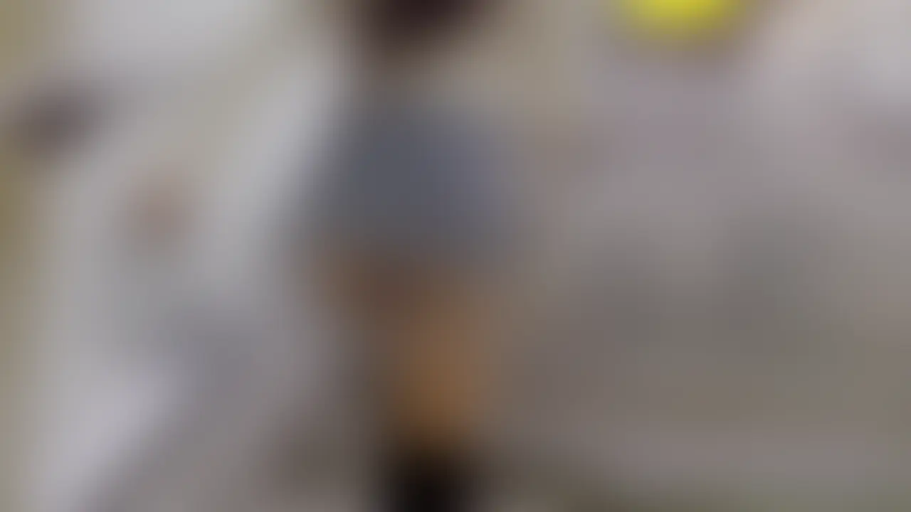 chiiちゃんと言えばお尻😊💕そしてチクポチ🍒

タートルネックセーターとミニスカ、Ｔバックにアナルプラグ💖
わたしの大好きなものを詰め込ませた動画です😤

ノーブラでチクポチのchiiちゃんがすれ違う人のチラ見にドキドキ💞
ミニスカで階段を上がればパンチラにドキドキ💞
時にはこっそりおっぱい丸出しで露出デートを楽しんできました😊💕 (2/2)