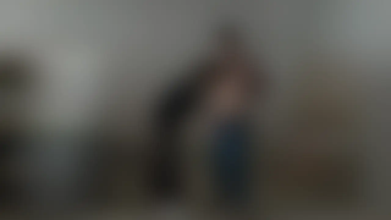 誰も来ない、とある場所の、とある空き倉庫で、ムスコとSEX💓💓
背景に、ちょっとモザイクかけてるの、ゆるしてね😅😅
この日は、ムスコよりわたし👩のほうがムラムラしていて、
一方的にムスコに「ママしたいから💑」って誘ったのね💛💛
わたしの気分でさせられる、かわいそうなムスコ😅😅
とはいっても、ちょっと乳首舐めてあげるだけで、ムスコもすぐにギンギン🍄🍄🍄
若いってスゴイわ😍😍
わたしが適度にしてあげてるから、ムスコの精子💦、溜まったことなんかないんじゃないかしら💟💟 (2/2)