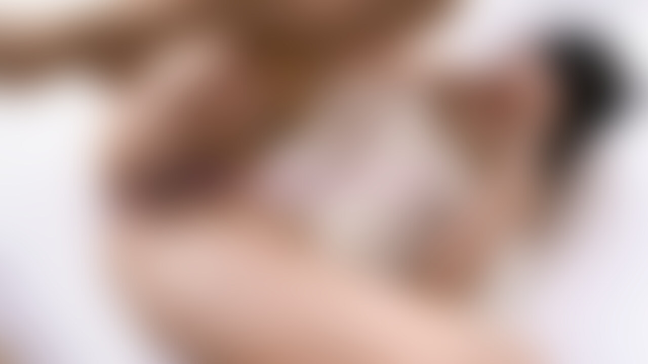 ぺろぺろされて…👅👅👅
お潮いっぱい吹いちゃいまちた…💦💦💦
人妻のいやらしいアソコ見てください
恥ずかしいけれど…
見て勃起してもらえるのが何よりも幸せなの💖
あなたの精子でどろどろにして欲しいです💓 (2/2)