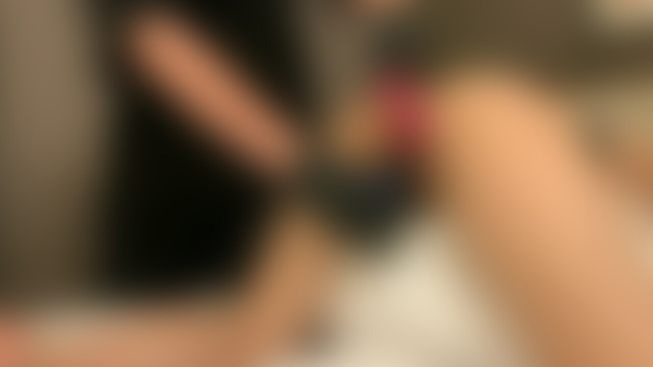 【両手固定でバック責め】オモチャで潮吹くまで鬼イカせ (2/2)