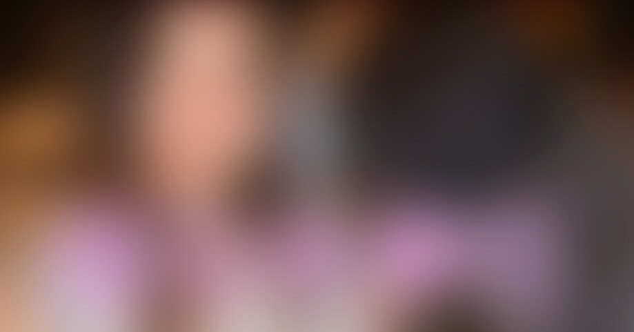 今回は男優さんを呼んでリアルに体験してもらいました!
彼は私の匂いに虜になっていき、どんどん夢中になっていく。
どんどん虜になっていった彼はどうなってしまうのか。 (2/2)