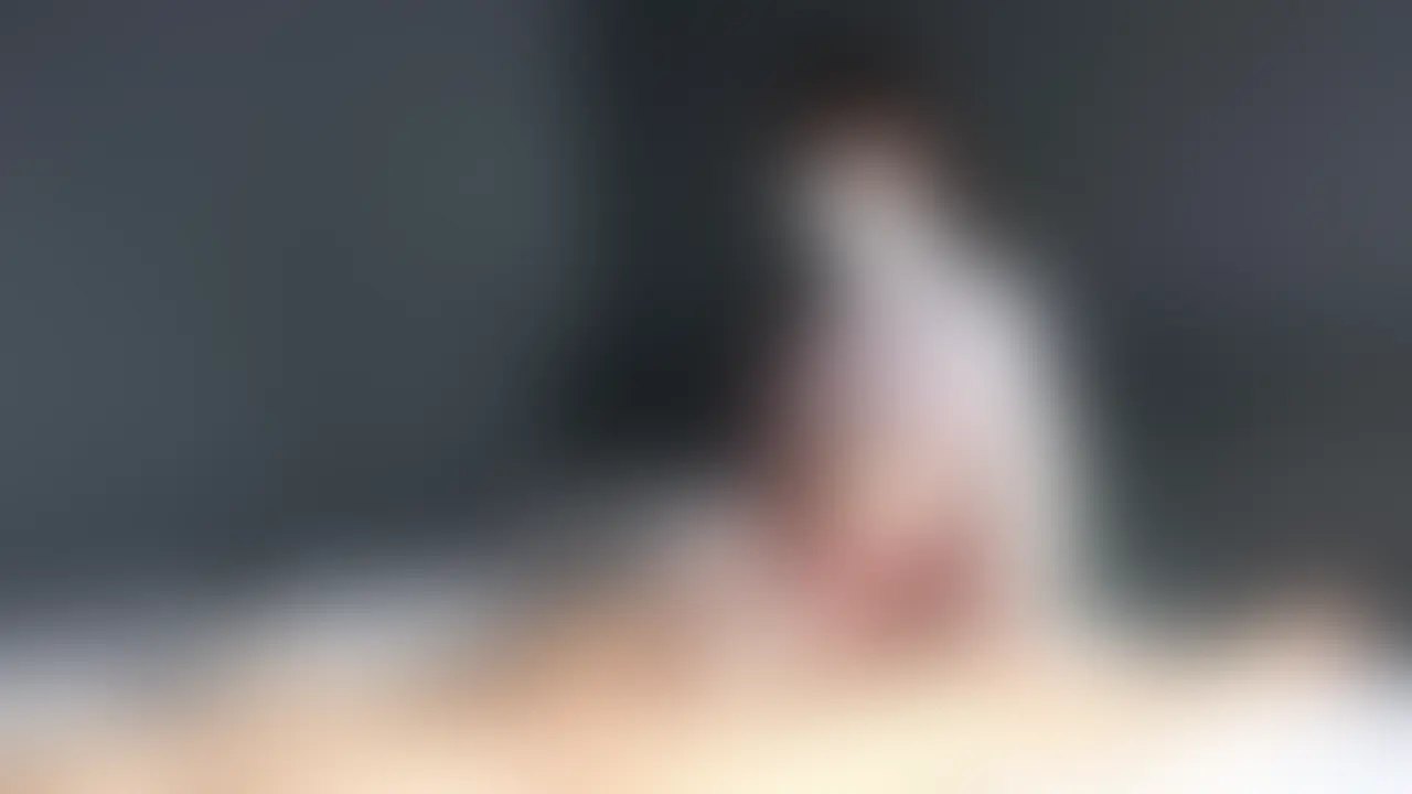 【下乳見せての足コキでチン先から我慢汁ダラダラ】童貞ニットコスで木内さんが手コキ責め #2
♡┈┈┈┈┈┈┈┈┈┈┈┈┈┈┈♡
🤝木内さんからのおねがい🤝
「応援してる!」「もっと投稿して!」という人はぜひ♡いいねを押してくださいっ。
いいねがモチベーションになって毎日投稿継続できます🤍
♡┈┈┈┈┈┈┈┈┈┈┈┈┈┈┈♡
童貞ニットコスで木内さんが手コキ責めの見どころは…
・6月23日(火):絶妙な舌先使いで乳首をチロチロちゅぱちゅぱ責め
・6月26日(金):下乳見せての足コキでチン先から我慢汁ダラダラ←TODAY!!
・6月29日(月):おっぱい揉みしだきながらDキス&ち〇こシゴキ
・7月2日(木):ヌルヌル手コキでカチカチのち〇こで乳首オナニー
・7月5日(日):ま〇こじゅるじゅる舐めながら手コキで大量射精 (2/2)