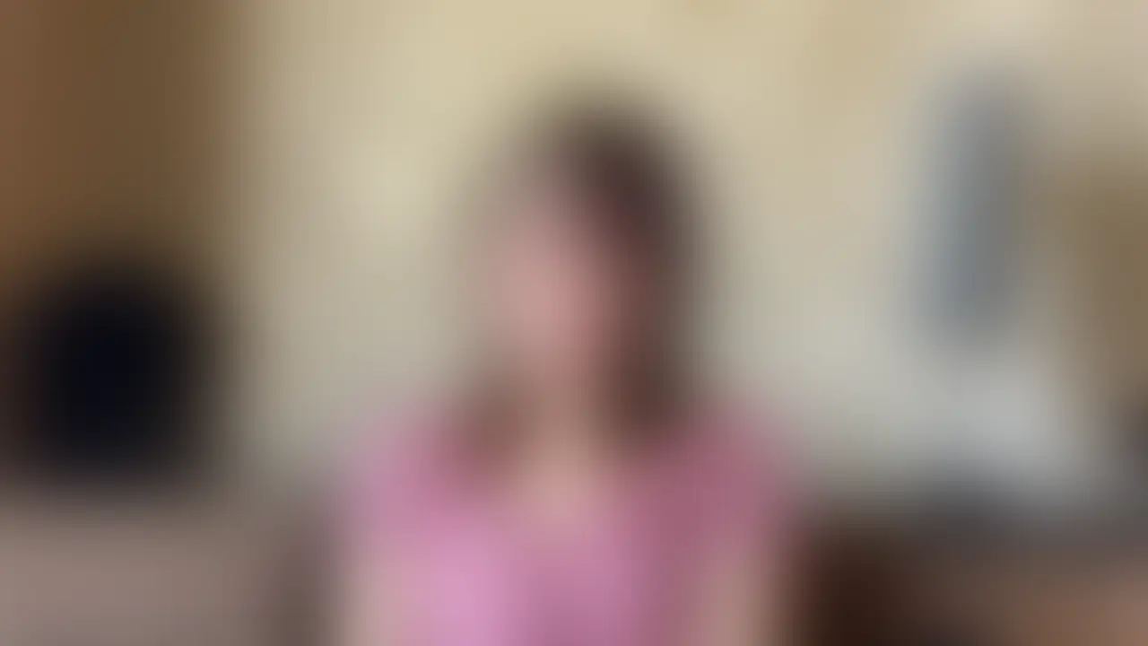 【伝説の人妻再び・・・】
2歳年上の旦那さんと結婚して子も授かったまきちゃん。仕事と怒涛の育児に追われる日々で中々会えない日々が続きましたが、ようやくまた密会することが出来ました。
フェロモンが溢れ過ぎてて旦那さんに毎晩の様に求められるまきちゃんから「デカすぎる」「旦那としてもこんなにイッたことない…!」とのお言葉をいただいた奇跡の3回戦を見届けてもらえたら嬉しいです。
⚠️注意⚠️この動画を見たら100%まきちゃんに沼るので、沼って大丈夫な人だけ見てください。とにかく可愛くて、性格もめちゃくちゃ素敵で、神スタイルなのに中身までどエロくて…全男子を虜にすること間違いなし‼
※まきちゃんシリーズ1回目↓
https://myfans.jp/posts/1357f640-1c69-40f9-a692-11ae0137b184
※まきちゃんシリーズ3回目↓
https://myfans.jp/posts/53b7452d-ba31-4835-9746-8775084e29b6 (2/2)