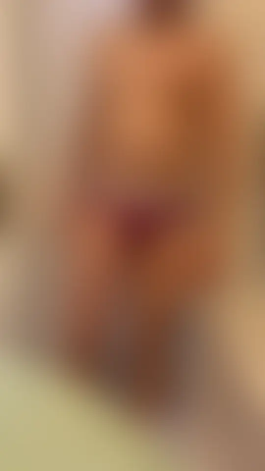 出張先のホテル　バスルームで sample 1