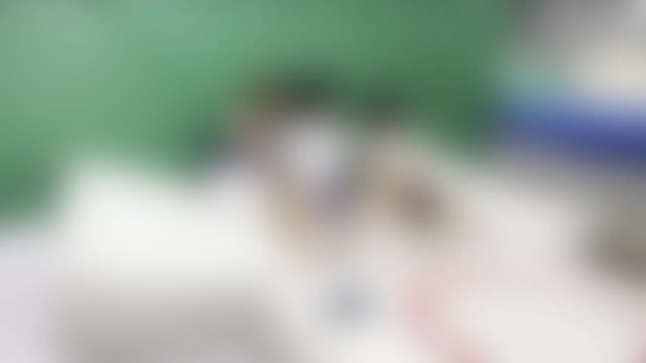 【大学生同士で3Pユニえっち。イケメン大学生にドロドロにぶっかけ..!?】 sample 1