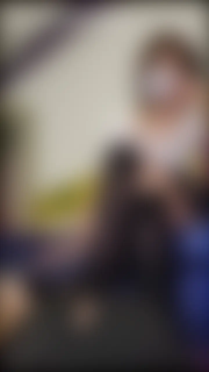 クレア様の足匂い責め・足舐めです✨
本編顔出し
==================
2アングル分の動画です
18:02秒 (2/2)
