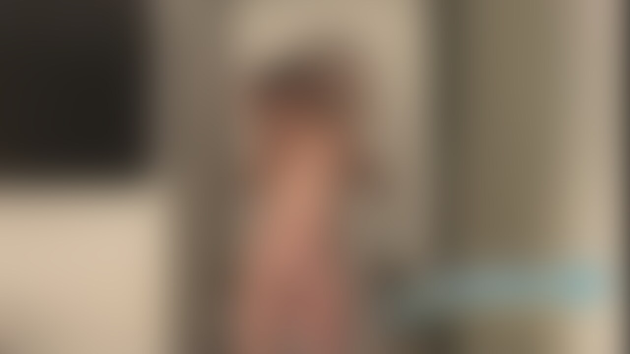 いつもこの子とプレイすると早漏気味になってしまう悩みがありますｗ
だってJDでドM。そして抱き心地が良いEカップ。責めたら何度も反応してイクそのエロスはS冥利に尽きるのです。
レズプレイも経験あるとのことで、いつかそんな３Ｐを叶えたいと思っています！ (2/2)