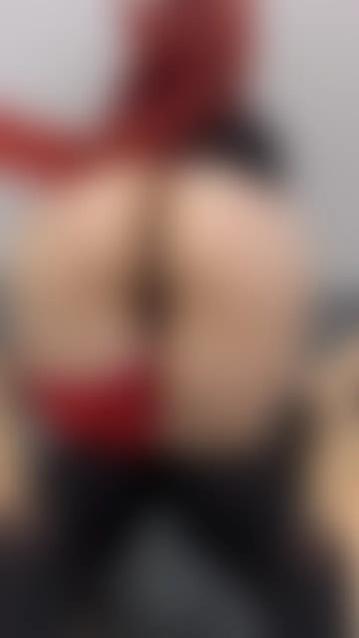 デカ尻で下敷きにして擦り付けてイッちゃった🍑💦
ひくついてるアナルも撮られちゃった🥵💕 (2/2)