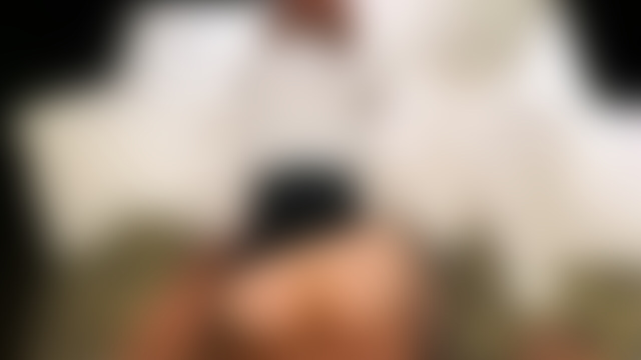 デカ尻20代素人OLをバックでガン突き
前回動画の続き❣️
どエロいOLコスでバック・寝バック・種付けプレスと、後ろからの攻めフルコースです🫣💕 (2/2)