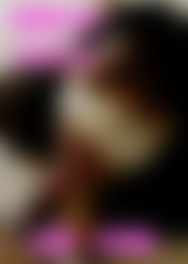 今回Xにて密会させて頂いた美少女「かな」さん。
童顔で超カワな女子大生!
こんな可愛いお顔でドエロいフェラに暴発寸前!
カワイイ喘ぎ声にキュンキュン締めてくるマ〇コを堪能させて頂いちゃいました。 (2/2)