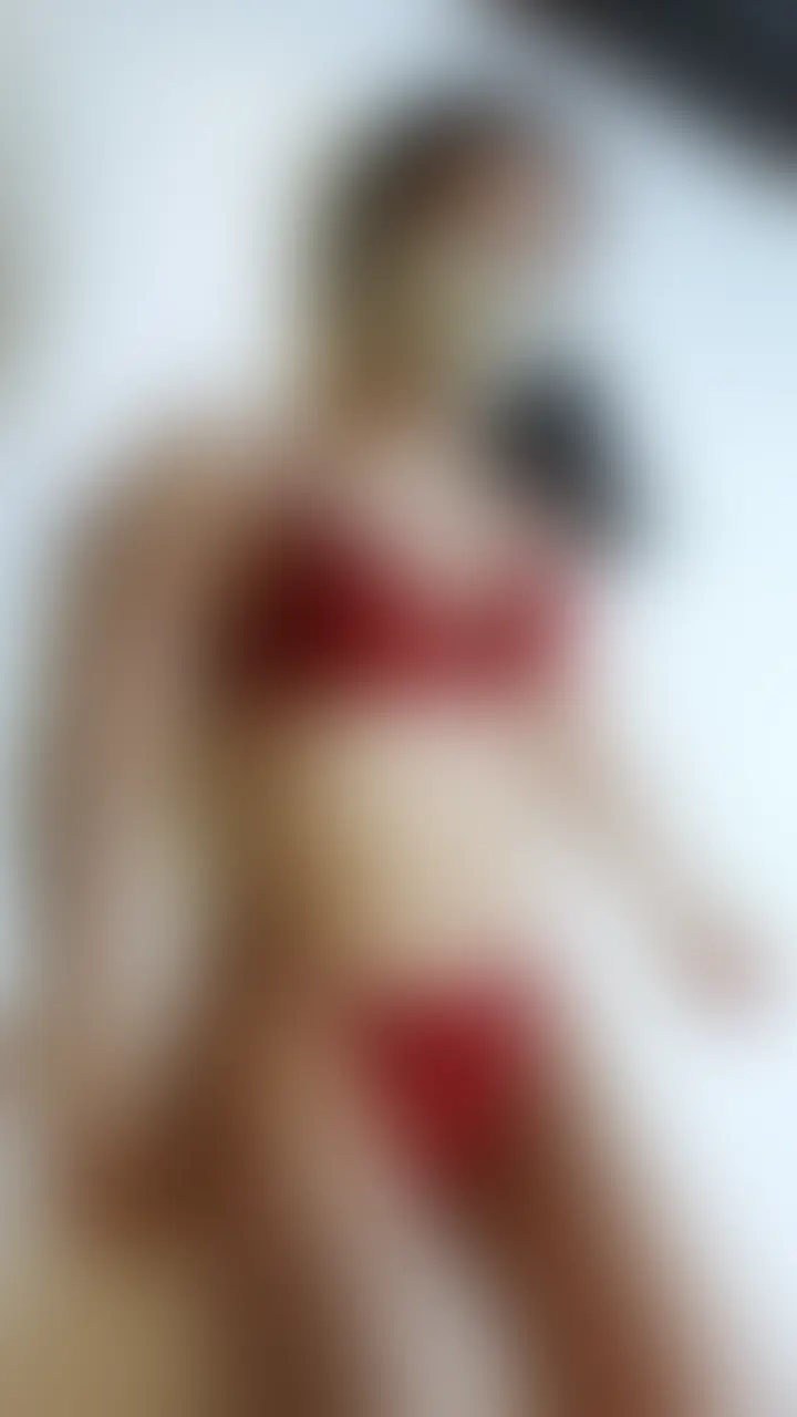 夜勤明けのえっちって疲れてるからかこーふんする♡
白衣の下に着けてた赤いランジェリー姿で…
電マでいじられて…手マンに…潮吹き…顔面騎乗…バック…正常位のフルコースえっち\(//∇//)\♡ (2/2)