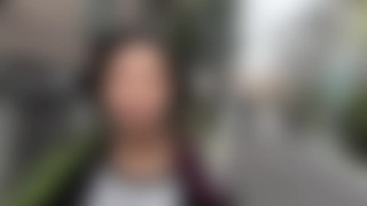 彼氏ができたため、音信不通だったレイナちゃん2回目呼び出し、
またも無許可で中出ししました。
連絡がほとんど取れなくなったので
色んなところで男遊びしまくってるっぽいです。
なので、万が一妊娠しても彼氏の子として産ませられると思うので
遠慮なく中出ししました...! (2/2)