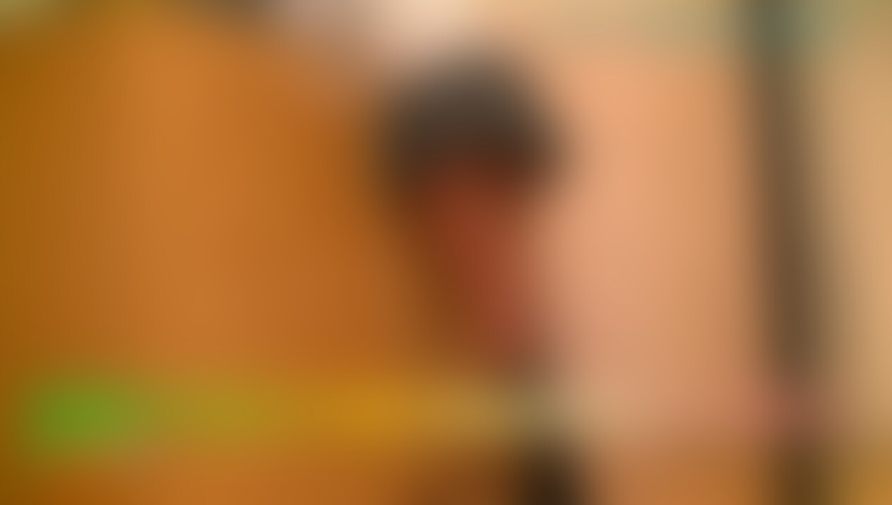 ミニスカと黒のソックスの間に有る絶対領域が大好きな方々へ!!
たまにパンツも見えちゃったりwww
そんな配信です♪ (2/2)