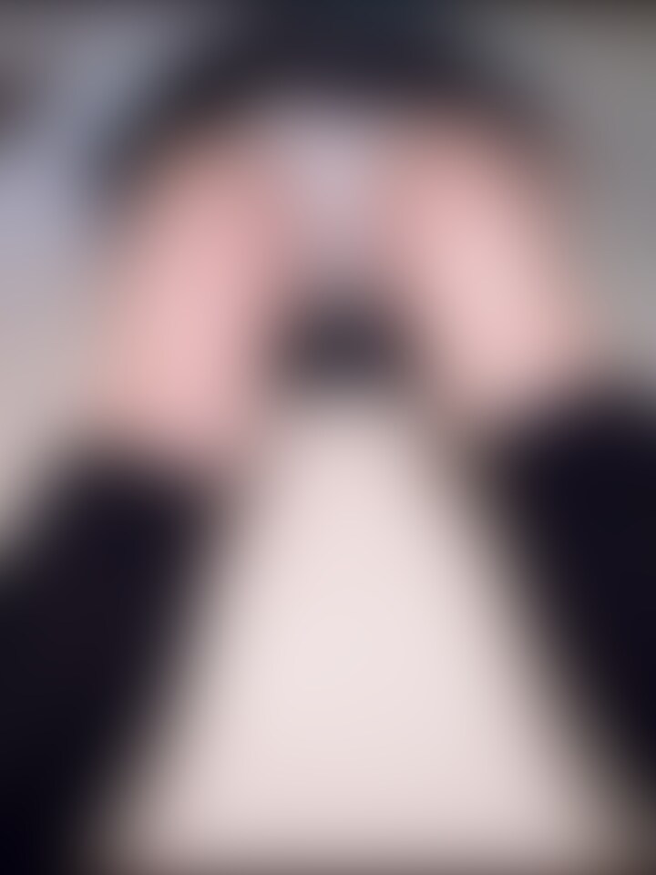 顔面騎乗で大量潮吹き♡
今回は顔面騎乗位風の動画です♡
いっぱい舐められて潮吹きしちゃった...
最後はたくさんおもらしもしちゃいました
いけない子でごめんなさい...
こちらは見放題向けの過去作品です!
お得意様プランでは閲覧期限なしで過去作が見放題です! (2/2)