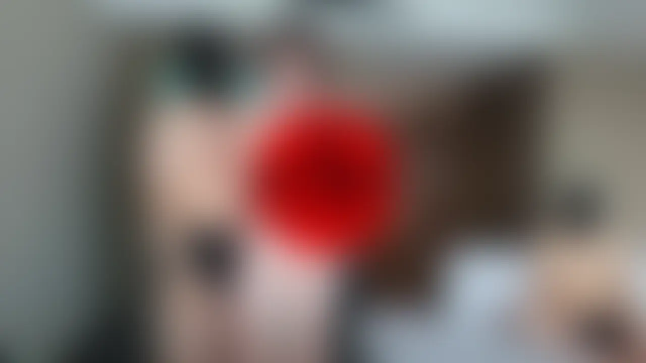 【本編動画】
肉便器堕ち75人目
ももか(20)女子大生
『人間公衆便所』
約1年前に獣会で肉便器にされたももかちゃん。
獣男たちにぐちゃぐちゃに使われた時のことが忘れられず、また彼氏に黙って連絡してきました。笑
ソファ、ベッド、トイレ、風呂場、いろんな場所で使い倒してやりました😎
イラマ、拘束、飲尿なんでもありで女子大生がぐちゃぐちゃにされる様子をお見逃しなく♪
↓ももかちゃんの肉便器堕ちした時の様子はこちら↓
https://myfans.jp/posts/90d2978b-f917-4b16-b8a8-91ab6939c423 (2/2)
