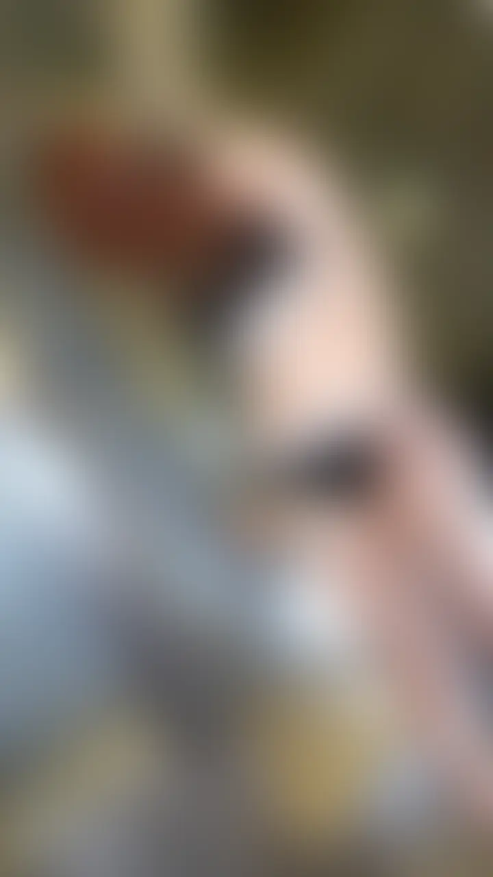【縦動画オナニー】めるもの初公開バック♡キミのだと 思っておちんぽ可愛がってあげるね💞【No.29】
ねぇ、お風呂のドアに
こんなエッチなおちんちんが生えてる…
ここに入れちゃおっかな。
今回はね、めるもが後ろから突かれてるところ
初めて見せてあげる♡
ちんぽに跨って
バックでおねだりしてるところ…。
「キミのおちんちんがここにある」って
想像しながら、見てみて💋
縦動画だからスマホの人にも超オススメです🤲
※定価:¥1,980
※完全顔出しです (2/2)