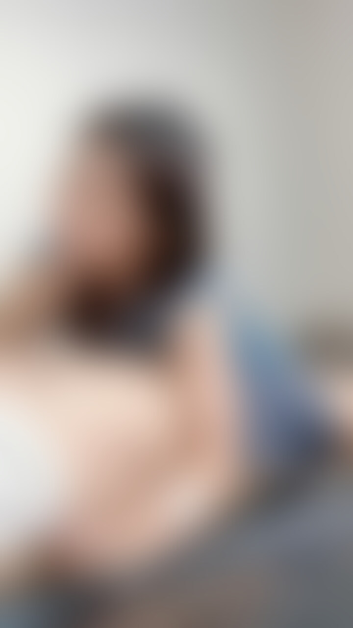 痴女人妻の濃厚乳首舐め＆パンツ手コキ
ずっとチンポがビンビンなんです笑
この人すごい！ (2/2)