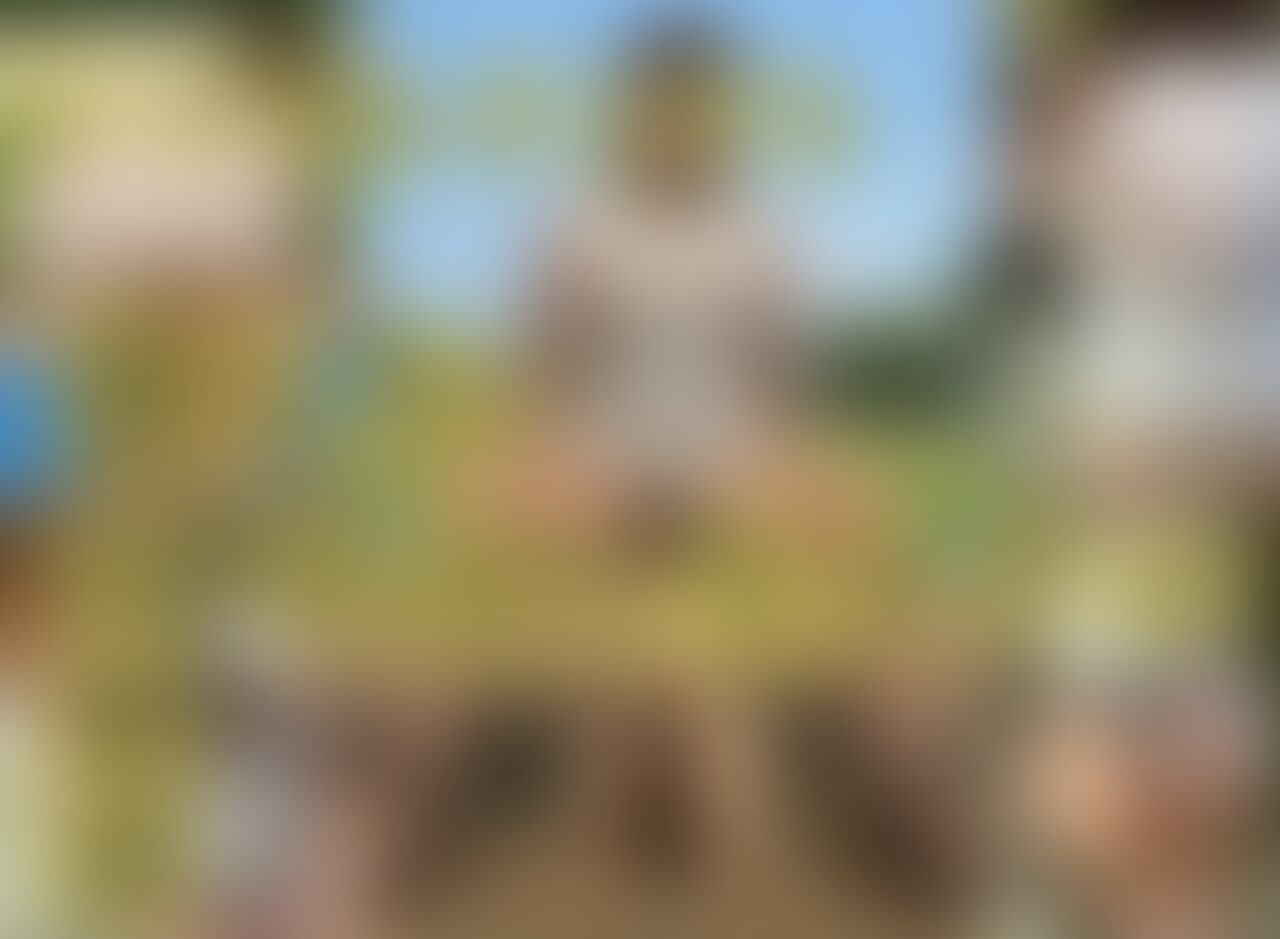 露活後はいつでもどこでも生オナホ
前戯はなしで即挿入していただきます♪
最初はちょっときついですがすぐヌルヌルになってHな音をさせてしまいます
最後はお汁と精液がべっとりついたおチンポをお掃除フェラをさせていただきます (2/2)