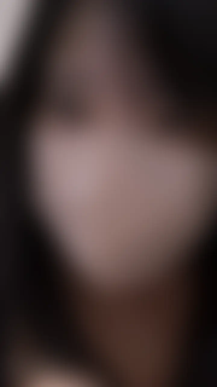 黒髪少女(20歳)全裸まる見えオナ
見た目は大人しい系で中身えろえろ。
表情や喘ぐ姿がとにかくエロい。
未だにコンビニで年齢確認されてしまう見た目も◎ (2/2)