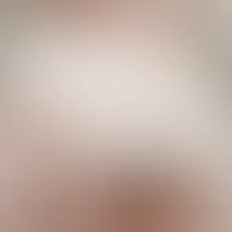 ぽぽぽ🌼(🥰女子大生の下着姿🥰)「ぽぽぽの今日のパンツです🥰🥰 ピンクのチェックのパンツです😅😅 クロッチ汚れはプラン加入で見れますよ🥰」の投稿サムネイル