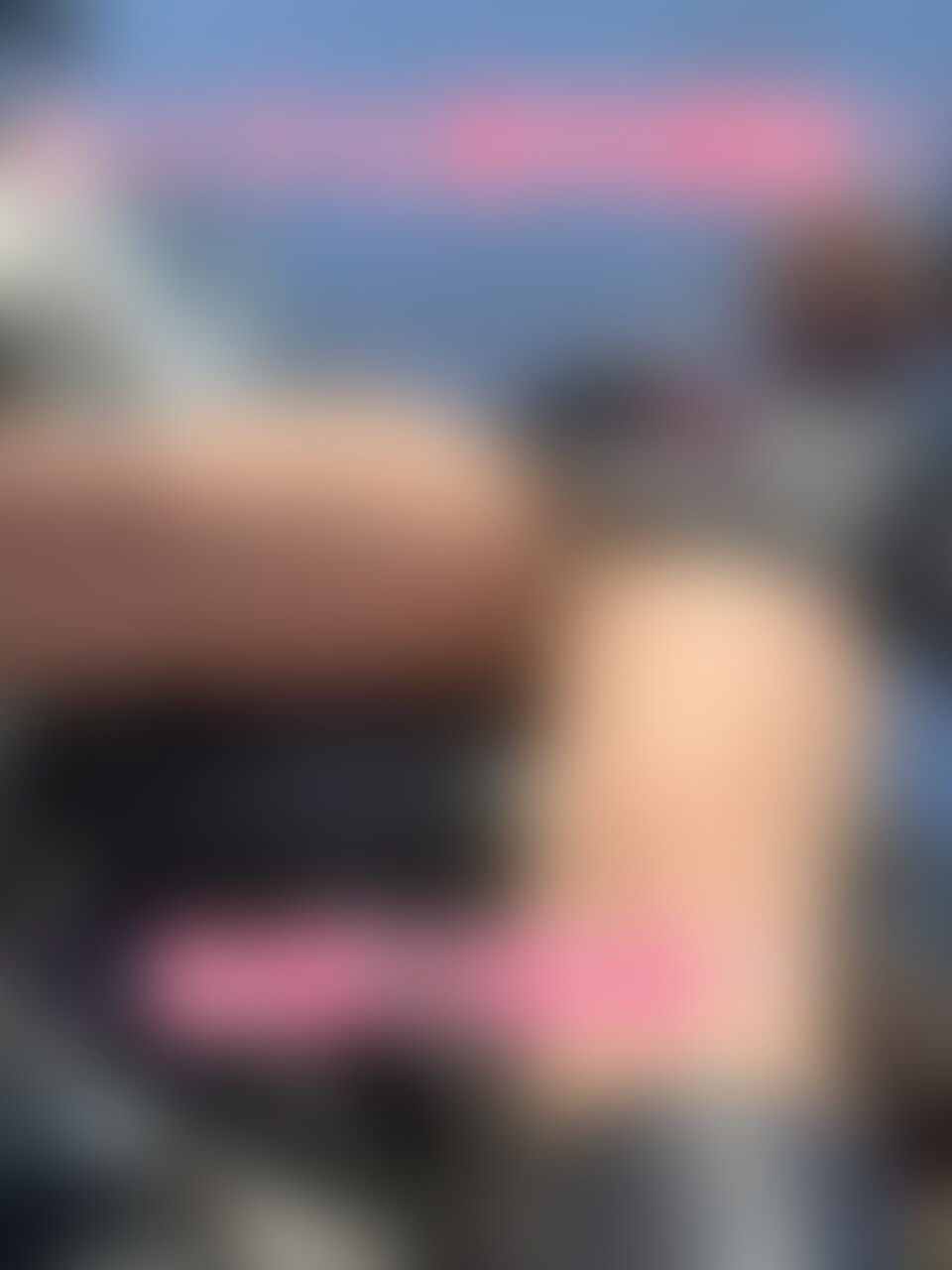 こんばんは!前に撮影したバイクでの野外撮影!自撮り動画をどうぞ🥰 (2/2)