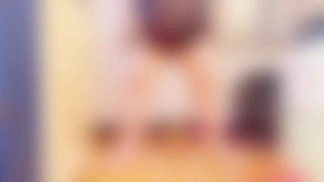 みけぽがディルドオナニーしてたら、我慢できなくなってバイブやディルドで攻めてもらいました🥰 (2/2)