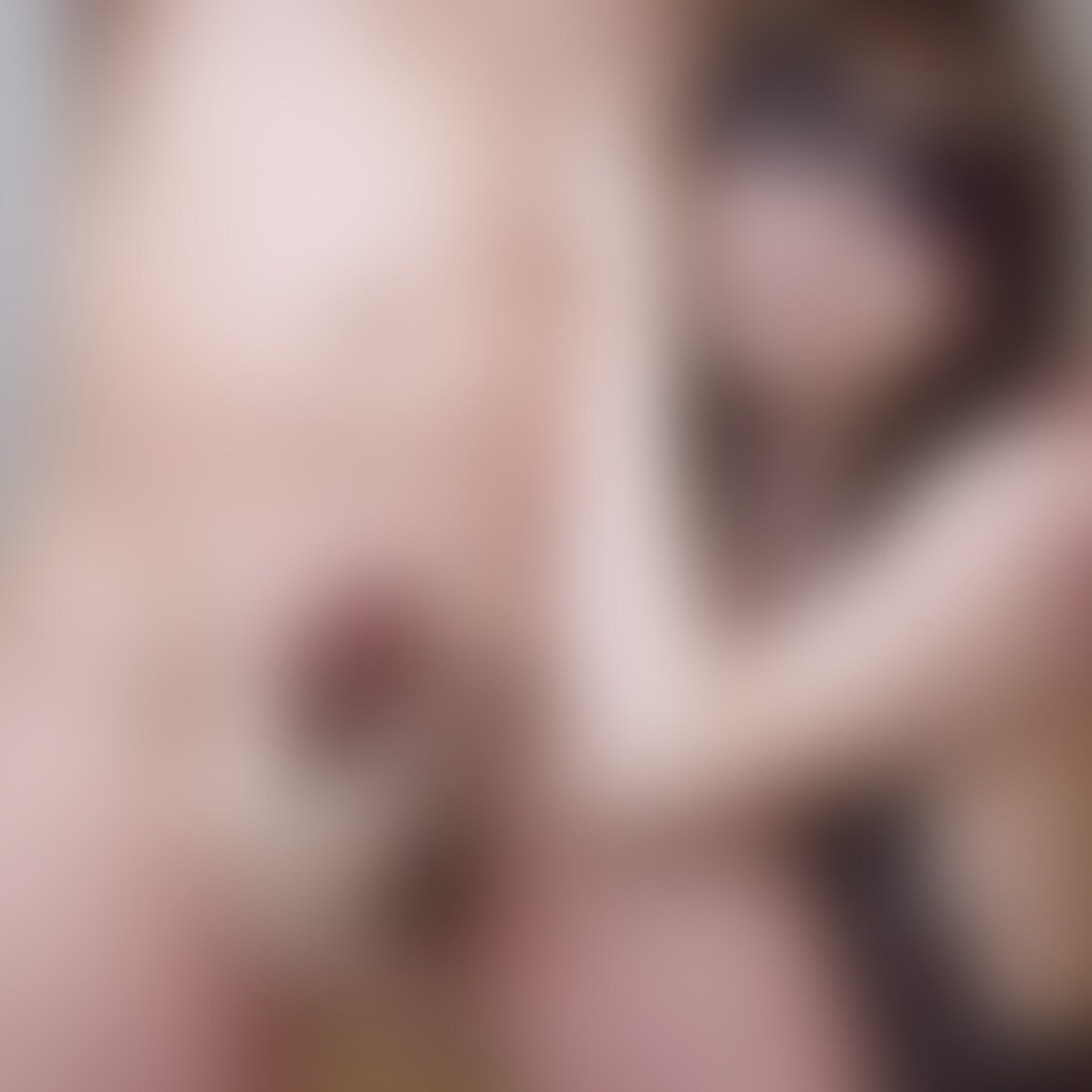 【個人撮影】美ボディでフェラが大好きな美人OLさんにサポしておじさんの身体、チ〇ポ、ケツの穴など全て極上奉仕させてきましたw 途中からもう一人の女の子に見られながら極上発射しました
こんにちは、ハーレムおじさんです。
毎日SNS・出会い系などでお金が無くて可愛い子探してます
【私のハメ撮り完全オリジナル動画です】
(内容)
↓
しーちゃん 受付嬢
美人でスタイル抜群、フェラもめちゃくちゃ上手かった
美人はやっぱりきれいなオマ〇コ、ケツの穴
してるな~
よだれ垂らしながらのフェラと亀頭責め
ここ最近で一番気持ち良かった
後ろから手コキをしながら乳首いじり&尻舐め
指の動きがやばくてチ〇ポ責め方をよ~く
分かってます
亀頭ぐりぐりしながらベロをケツの穴にしっかり
ねじ込んでくれます。ホント良い子だ
おじさんの尻の穴に指を二本入れながらのフェラが
気持ち良すぎる。これがマジでやめられない
最後は後から来てくれた別の女の子に見られながら
しーちゃんの極上フェラで発射しちゃいました
本編→ 40分
※個人の趣味での撮影ですのでカメラアングル等は
温かい気持ちで見て頂ければ幸いです (2/2)