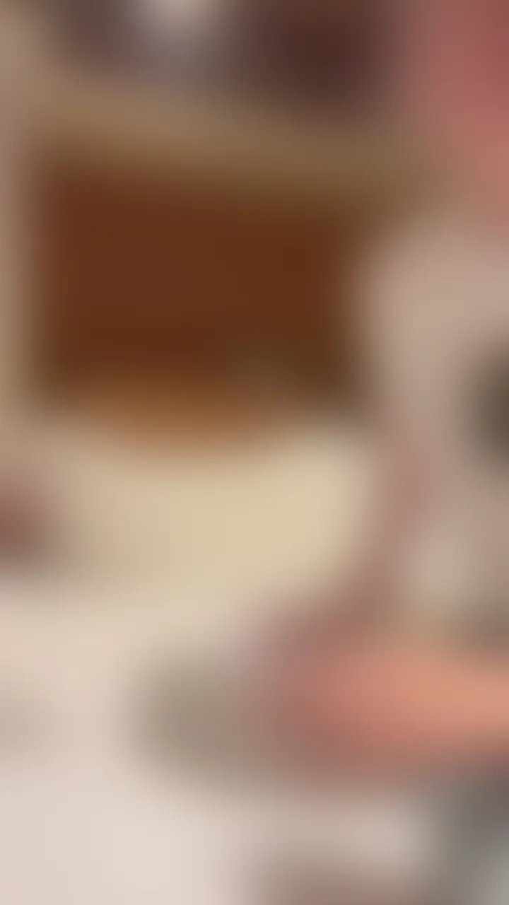 【人妻と1日密会デート】
旦那に連絡しながら美味しいlunch
もちろん最後はHOTELへ
大好きな肉棒を目の前に我慢はできなく生挿入
着衣のままってやっぱりエロい
お掃除フェラまでして帰宅していきました (2/2)