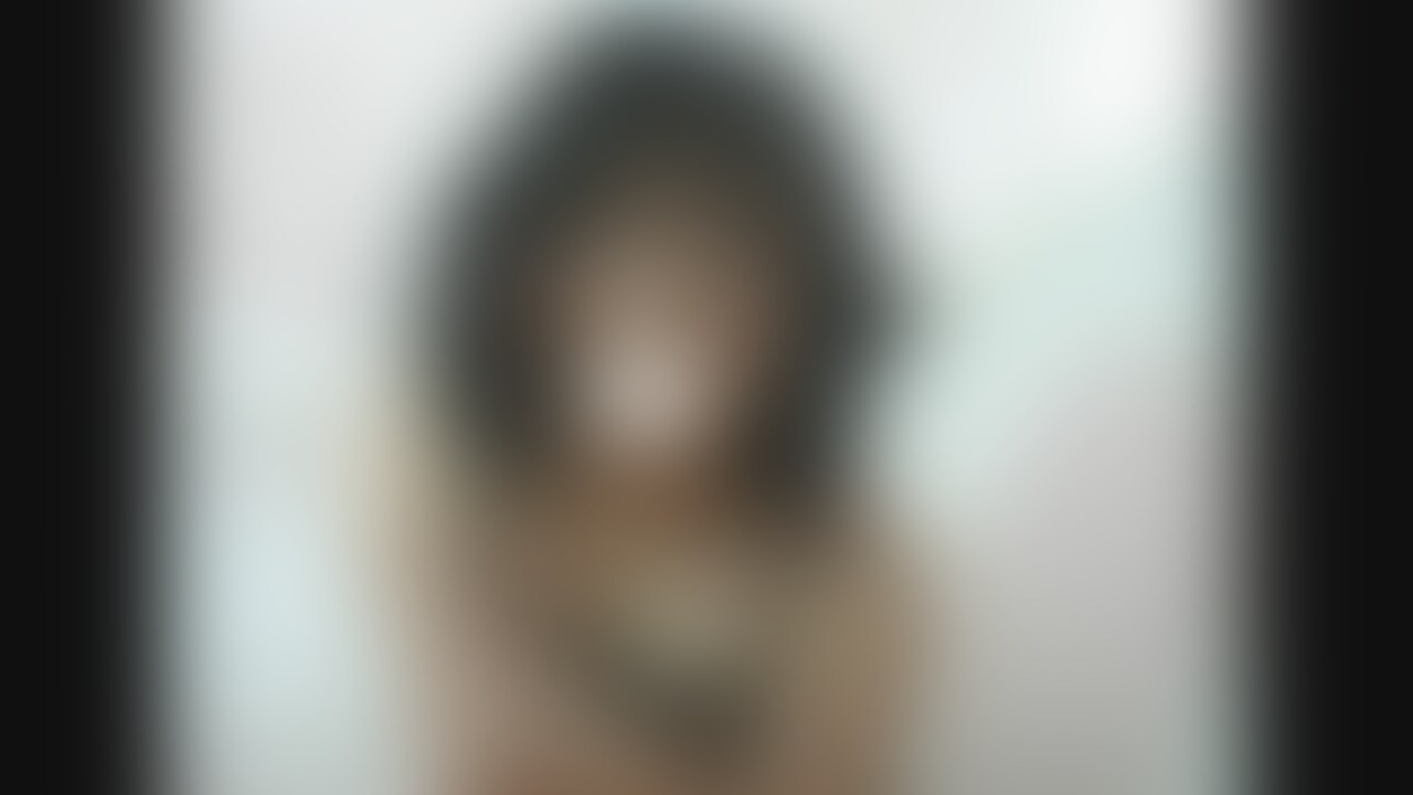 ムチポチャお○○○さんが
全身網タイツ着て自撮りオナニー
こういうHな衣装着てオナニーすると興奮するそうです
指入れガンガンでイッちゃいます (2/2)