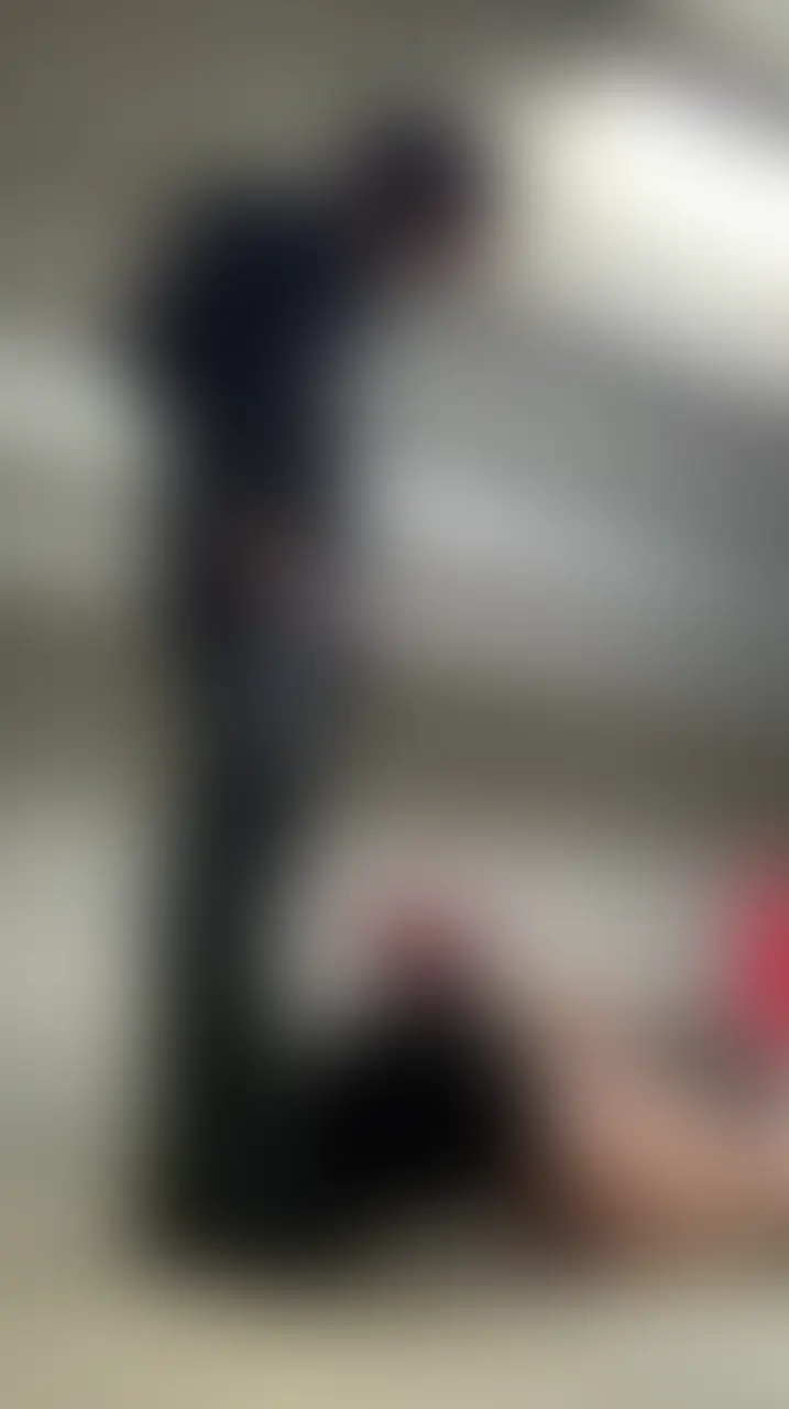 地下の廃墟に連れ込んでSM調教😆 sample 1