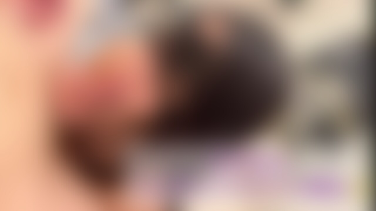 パイズリとフェラでぬきぬきしました❤️
初めてのパイズリです。
彼氏もおっぱいがフワフワで新感覚だけど
気持ちいいって言ってました🎉
皆さん!!
パイズリは視覚的にエッチなだけではありませんよ😉✨ (2/2)