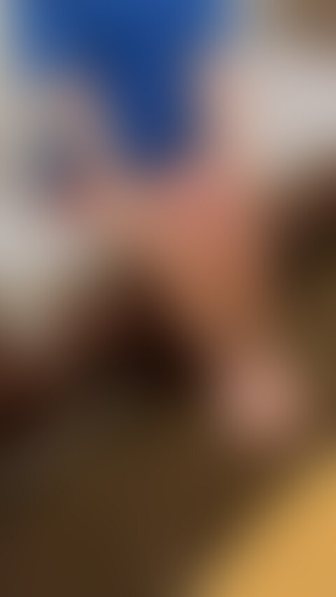 またまたDMもらった体育会女子とハメ撮りしてきました!
女の子について
24歳で大学まで体育会陸上部!
現在はお仕事しながら自分も大会に出たり、地元の陸上クラブで地元の小 学生とかの指導もしているそう☺️
こんなスポーツ美女が、裏ではハメ撮り撮影してるなんて、誰も思わないでしょう💦
しかも生中です!☺️
本作品はマスク有りで顔出ししてます!
競技は続けていますが現 役体育会学生ではないためお安くしてあります!(^^) (2/2)