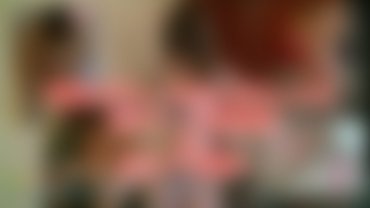 猥褻ボディー白ギャルちゃん
嫌がる白ギャルちゃんのプライベート下着を撮影しながら脱衣
またシャワーを浴びてる白ギャルちゃんに後ろから抱きつきオッパイを揉んでみたりwww
そしてベットではその猥褻ボディーに凄く似合うマイクロビキニを着せたりエロ下着を着せたりの撮影
そして僕の勃起したチンポを触らせたりのセクハラ撮影♪
今回はこの下着撮影&セクハラ撮影ですが次回が白ギャルちゃんにバッチリ中出しSEXも決めちゃってます
そちらも編集が終り次第配信開始しますね♪ (2/2)