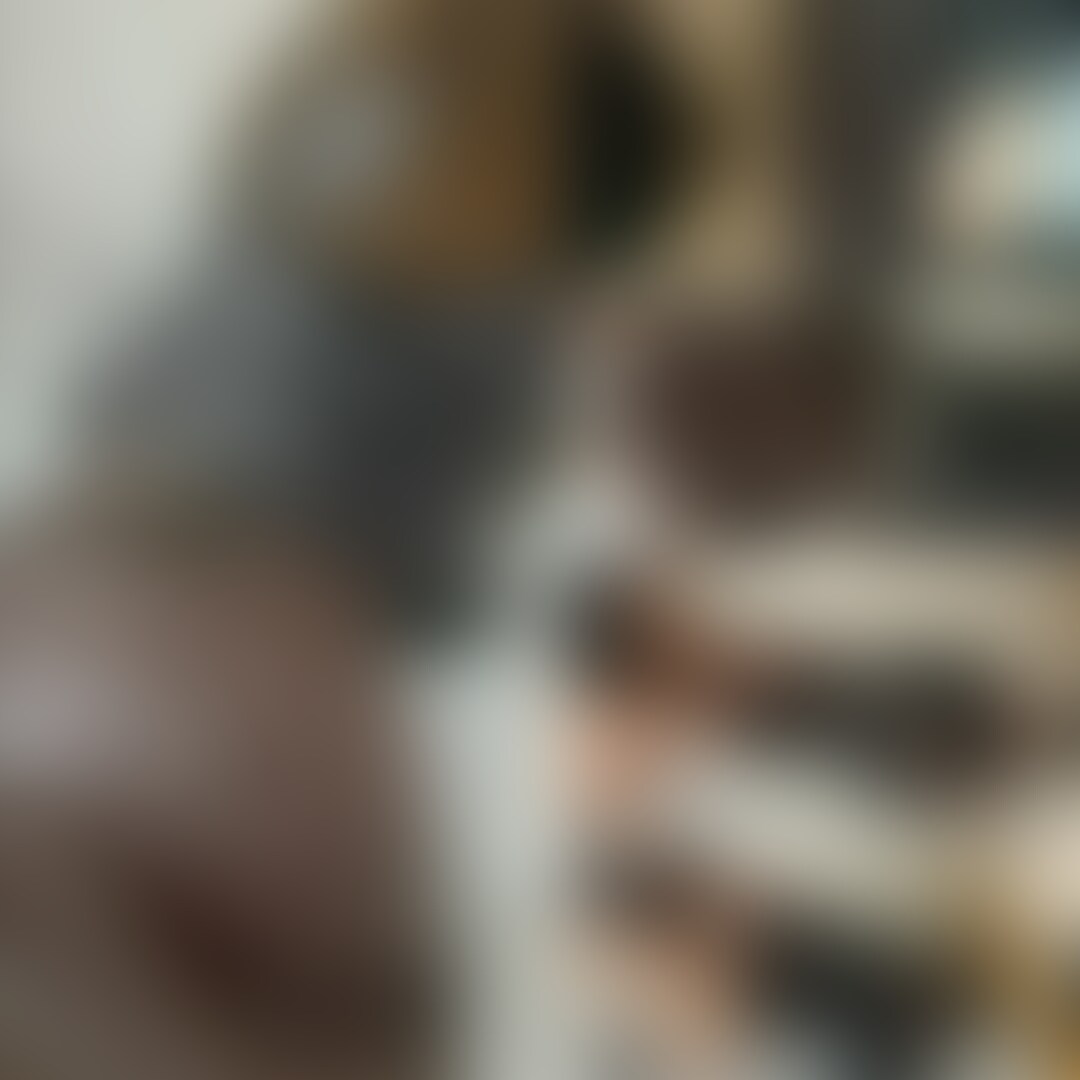 お待たせしました！
ロングスカート履いたままえっち時の動画ですっ
たくさんかけてもらいました💞

#カップル
#素人
#ハメ撮り
#レザー
#レザーフェチ
#ライダース
#レザースカート
#ぶっかけ
#コスプレ
#革フェチ
#着たまま
#着衣
#美少女
#S級美女
#痴女
#手コキ
#正常位
#いちゃいちゃ (2/2)