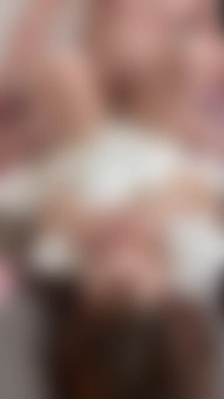 ちょい顔出し★どエロ人妻さんにチンポ挿入セックス!
電マも使って鬼イカセです!! (2/2)