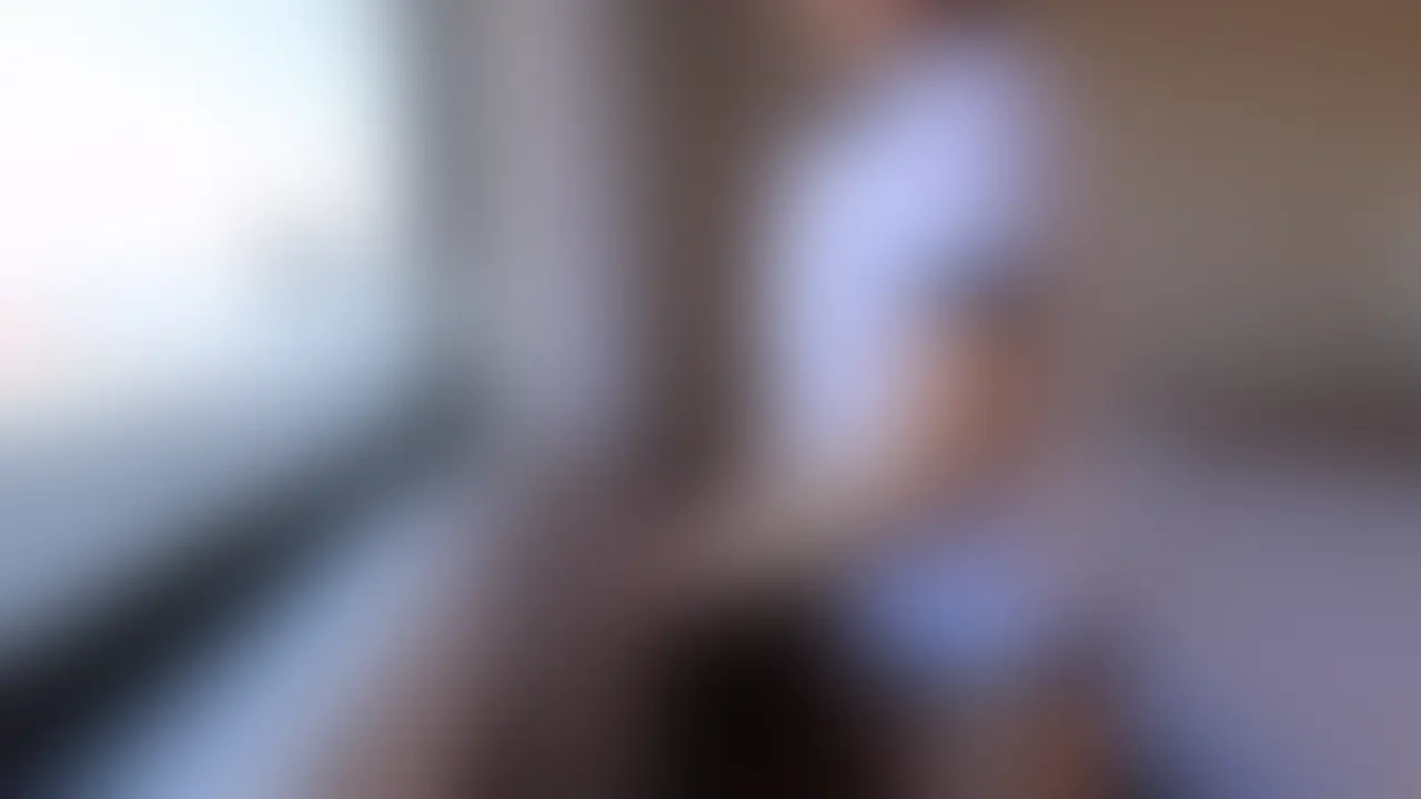 【変態夫婦|ホテルに入るとこうなる #15-3】
顔面騎乗で濡れちゃったおまんこにちんこ挿れてもらう💕
ディルドをぺろぺろしながら疑似2穴セックス❤️🔥
初めてしたけどめっちゃ興奮するね…😵💫💦
バック、駅弁、座位、正常位…いろんな体位でいっぱいイキまくってやばかった🤭❤️
最後お顔にぶっかけられたときが一番イったかも😍
学生のころを思い出す最高にえっちなセックスだったよ💓 (2/2)