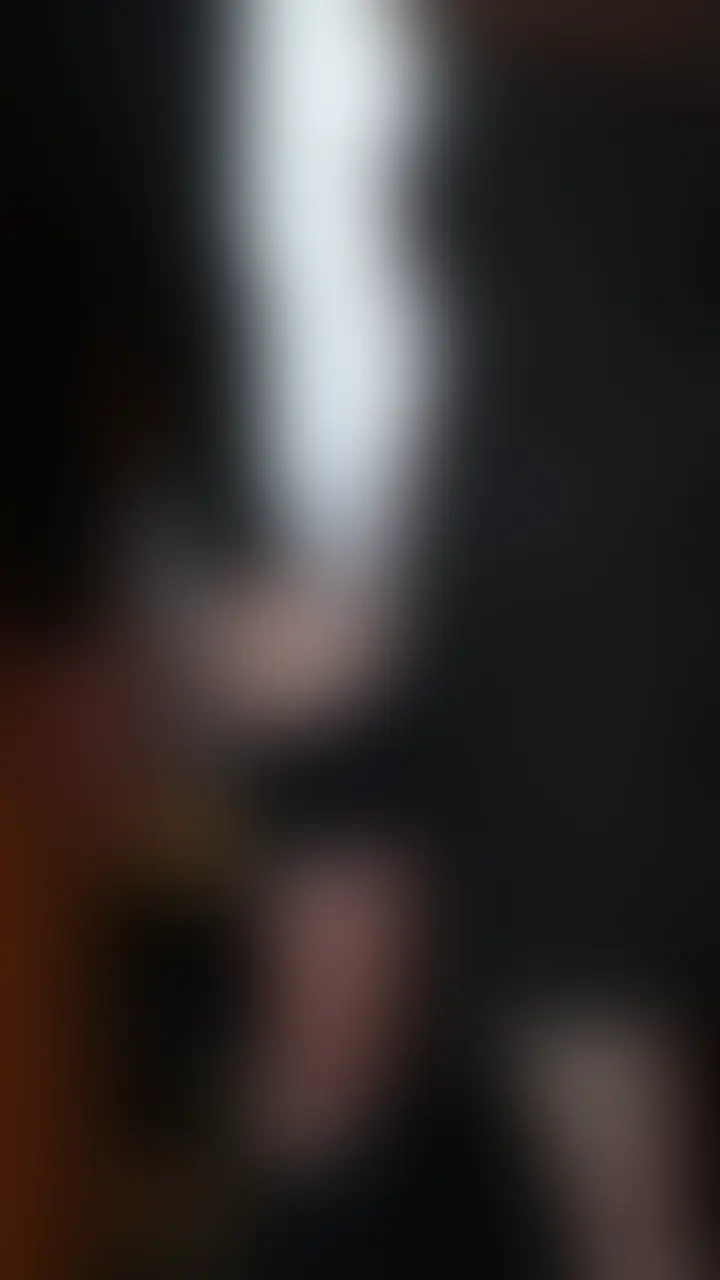 右上のいいね押してから見てくれると嬉しいな🥰
今回は会社帰りに後輩くんとえっちしちゃいました…!
仕事に疲れるとムラムラしちゃうことで有名な私・ひなですが、今回もかなり人格が変わっています、、
ホテルに入った直後から後輩くんのあそこを触ったり、あそこ舐めさせたり
気持ちいいのに任せて後輩くんの上に乗って腰を振りまくっちゃいました!
ぜひ見て一緒に気持ちよくなりましょう🥰 (2/2)