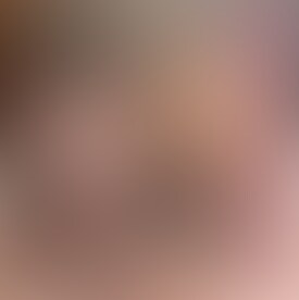 スレンダー清楚OLふみかちゃんが唾液をダラダラ垂らしながら女豹フェラ!
今回肉棒を舐めてくれる女子はOLのふみかちゃん。
スレンダーな清楚系女子です。
まずは美乳のおっぱいを揉みしだき、乳首を弄ると声を漏らしながら感じていきます!
初々しい反応がエロくて興奮します!
肉棒を舐め始めるとじっくり責めてくるタイプで、しっかりと玉舐め等してくれます!
彼氏にでも仕込まれたんでしょうか!
唾液をダラダラ垂らしながら、ヌルヌルでご奉仕してくれます!
四つん這いでしゃぶってくる姿はまさに女豹のようで、勃起がさらに加速します!
ジュポジュポ音を立てながらの女豹フェラに我慢出来ず、お口の中にぶちまけてしまいました! (2/2)