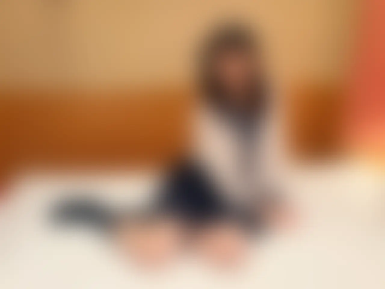 美女とのひととき「170cm脚長・高身長お姉さんのくぱぁ みうさん 25歳 / 脚・足裏・ハイソフェチ向写真集」の投稿サムネイル
